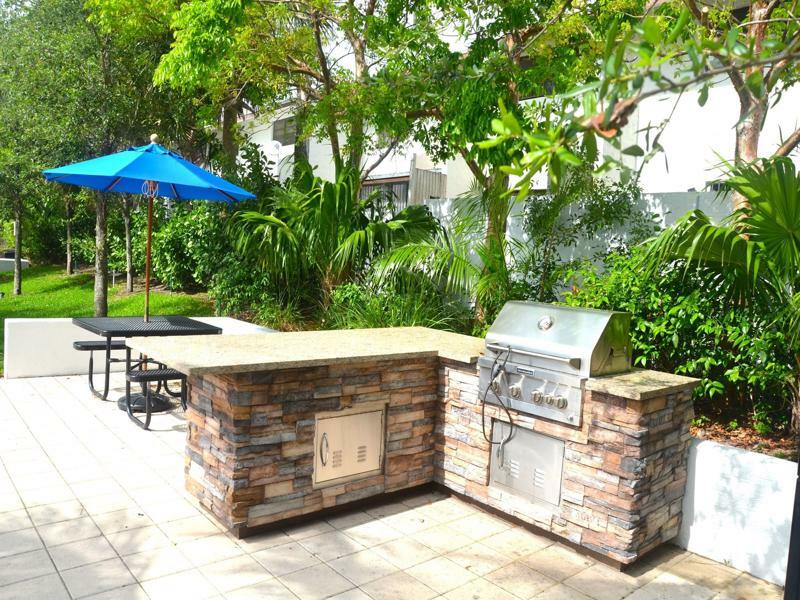 Riviera Luxury Living At River Oaks Marina And Tower 迈阿密 外观 照片
