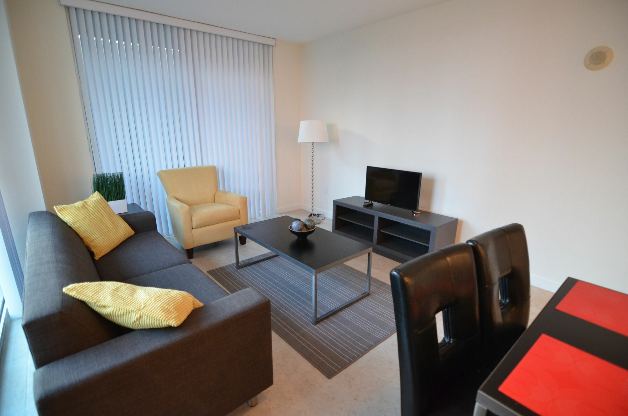 Riviera Luxury Living At River Oaks Marina And Tower 迈阿密 外观 照片